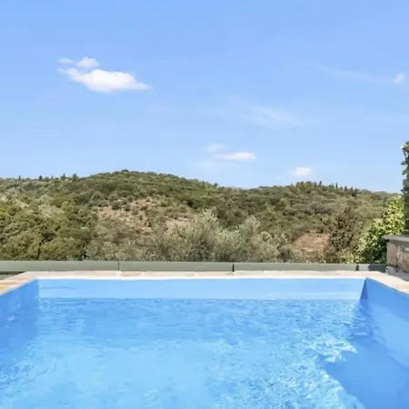 Villa μyrsini Katomerion